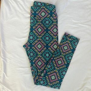 Lularoe leggings. Size: OS